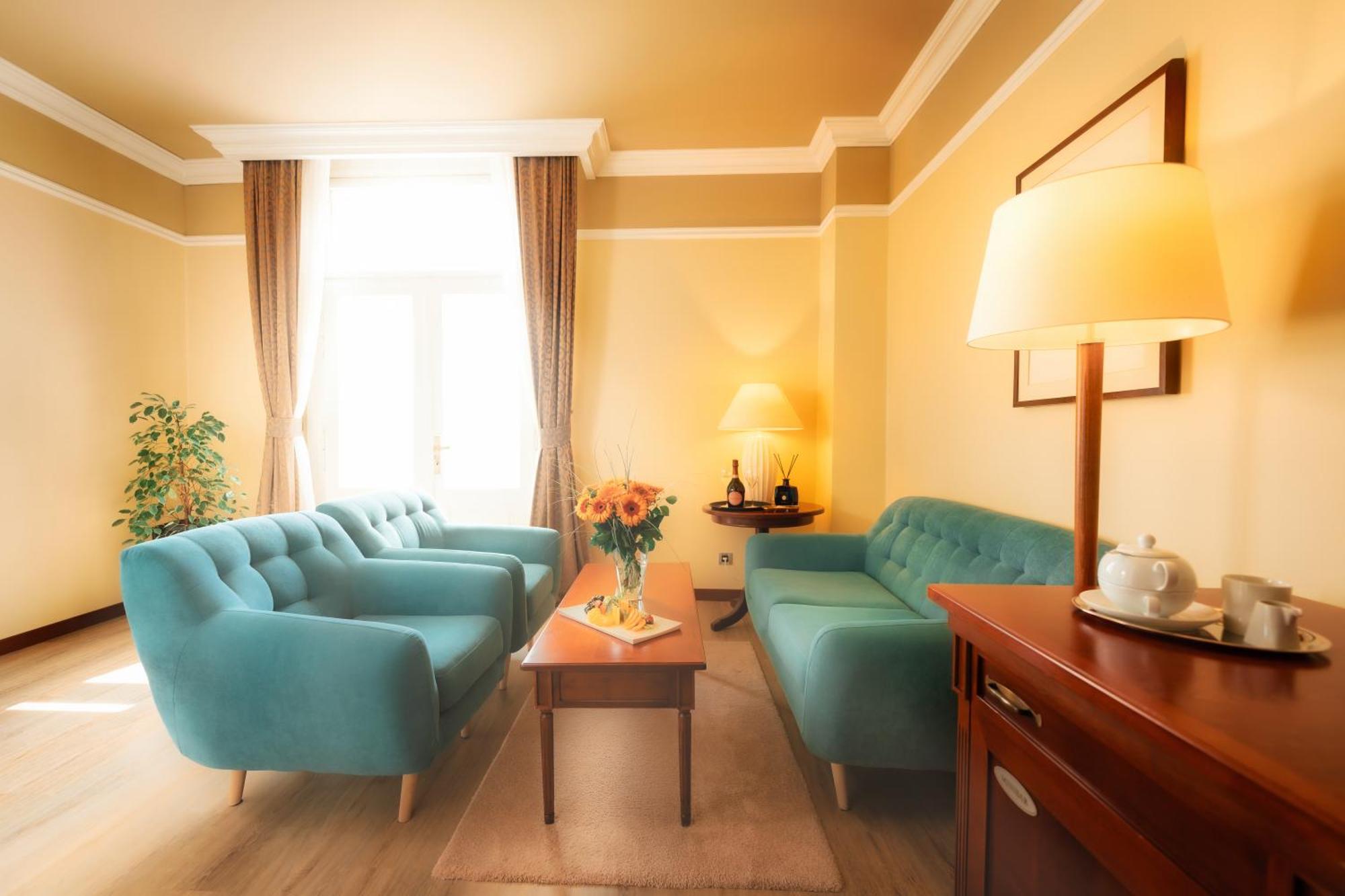 Bristol Hotel オパティヤ エクステリア 写真