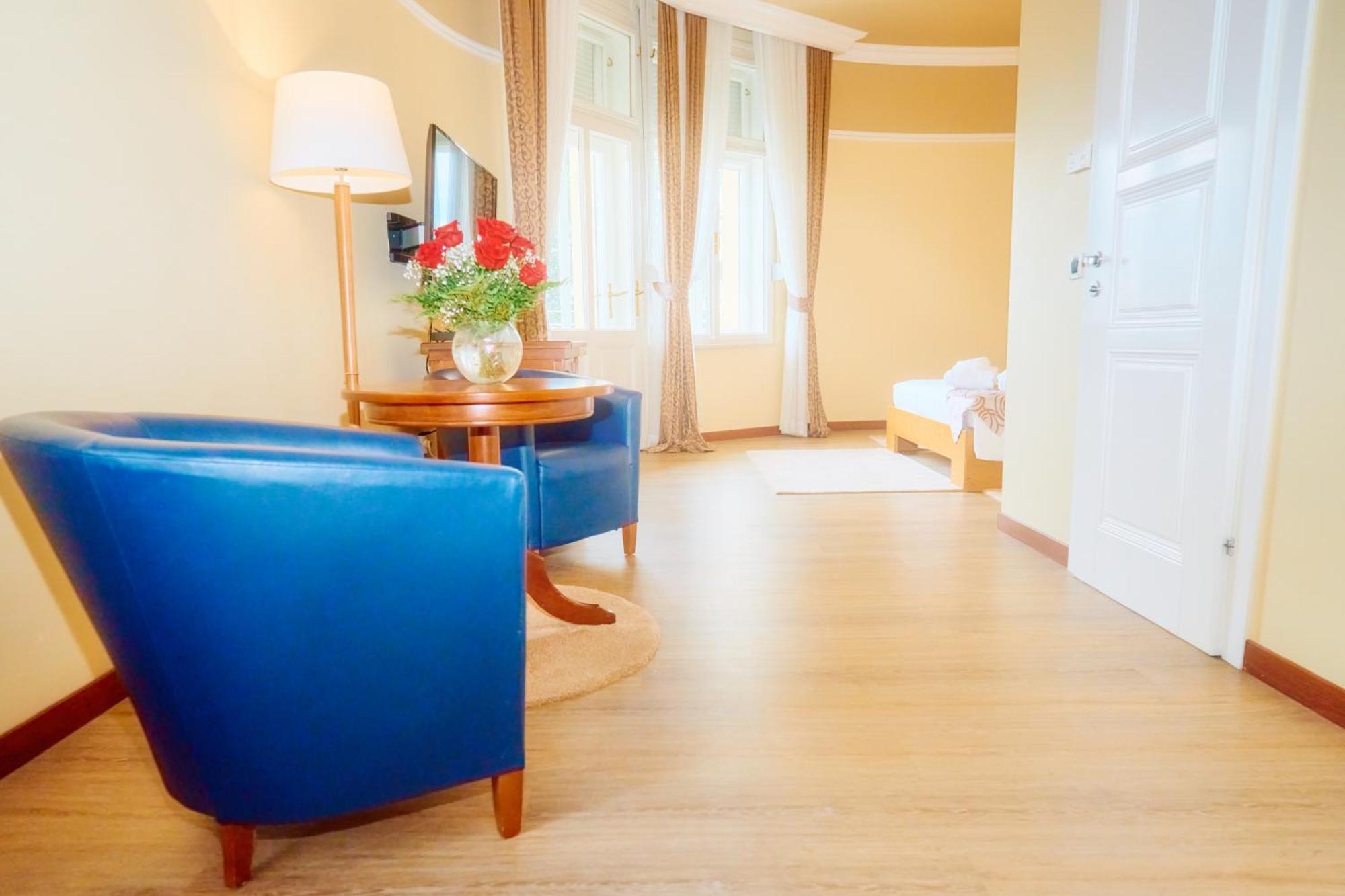 Bristol Hotel オパティヤ エクステリア 写真