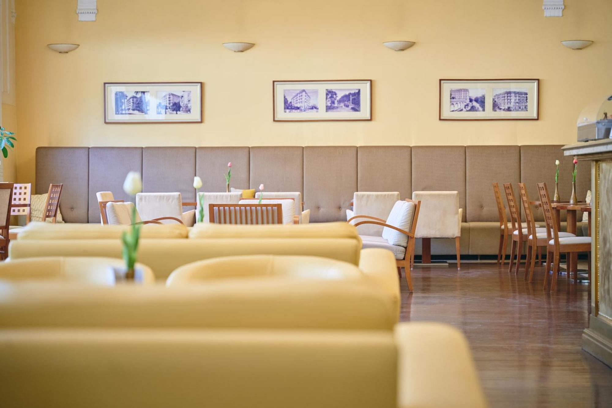 Bristol Hotel オパティヤ エクステリア 写真