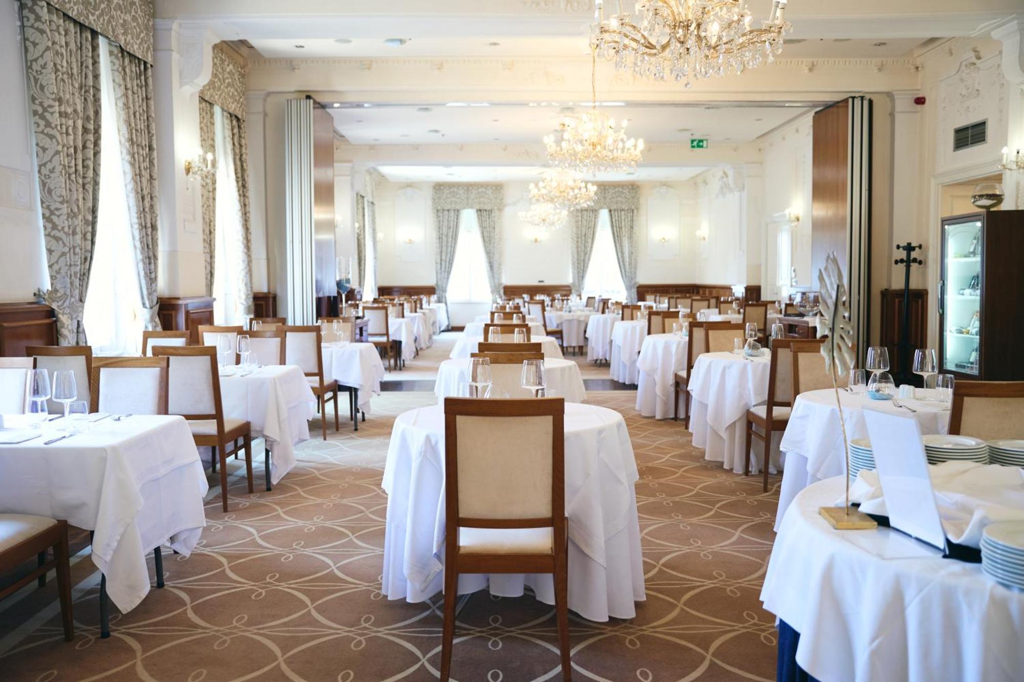 Bristol Hotel オパティヤ エクステリア 写真