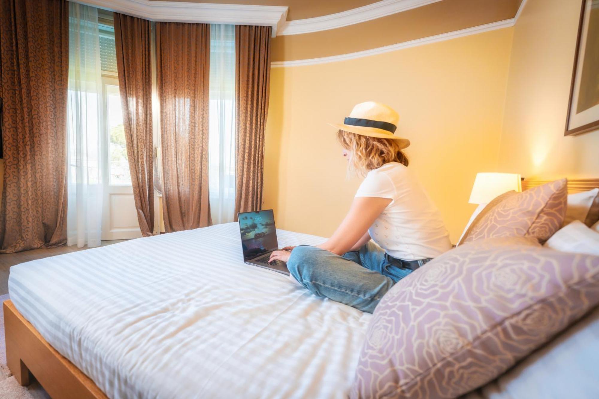 Bristol Hotel オパティヤ エクステリア 写真
