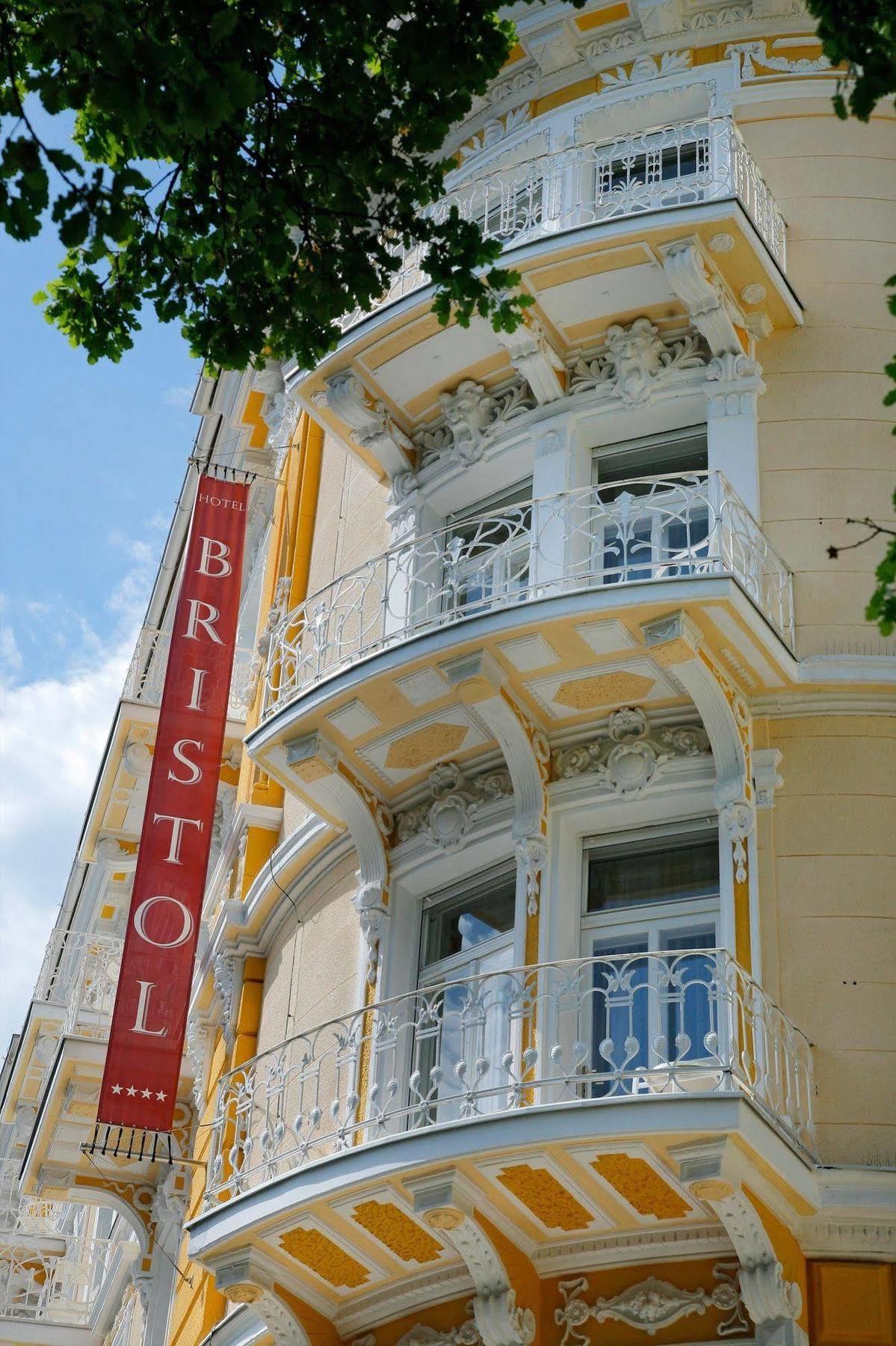 Bristol Hotel オパティヤ エクステリア 写真